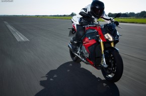 2014 BMW S 1000 R