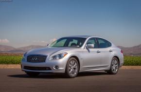 2014 Infiniti Q70