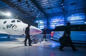 Range Rover Reveals New Virgin Galactic Space Ship 2