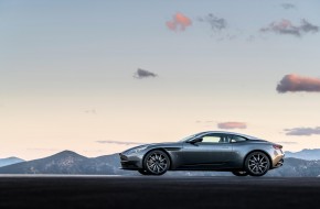 2017 Aston Martin DB11