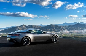 2017 Aston Martin DB11