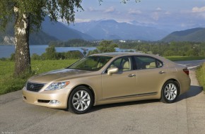 2007 Lexus LS460