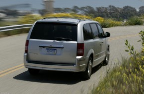 2008 Chrysler Town & Country