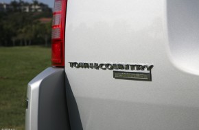 2008 Chrysler Town & Country