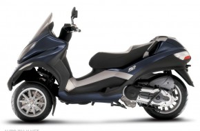 Piaggio MP3 400