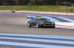 Aston Martin Vantage GT2