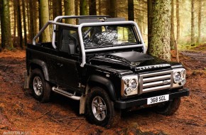 Land Rover Defender SVX