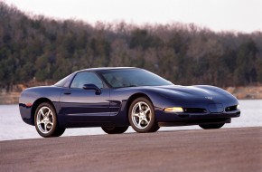 2004 Chevrolet Corvette