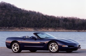 2004 Chevrolet Corvette