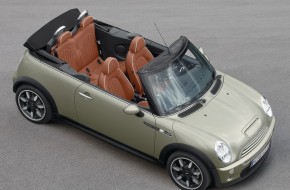 2009 MINI Cooper Convertible Sidewalk