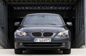 2009 BMW 5-series Security