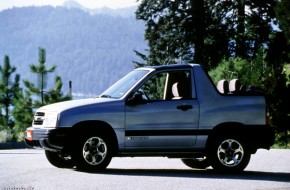 2001 Chevrolet Tracker