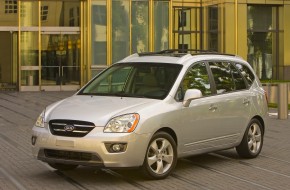 2009 Kia Rondo