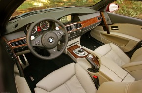 2010 BMW M5