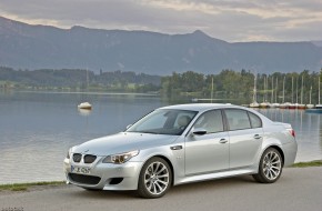 2010 BMW M5