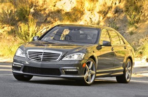 2010 Mercedes-Benz S63 AMG