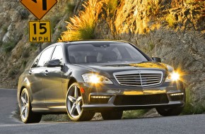 2010 Mercedes-Benz S63 AMG