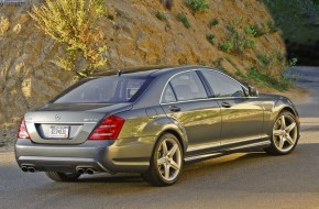 2010 Mercedes-Benz S63 AMG