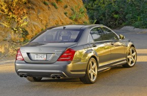 2010 Mercedes-Benz S63 AMG