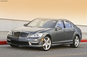 2010 Mercedes-Benz S63 AMG