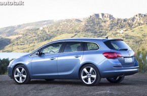 2011 Opel Astra Sports Tourer