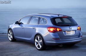 2011 Opel Astra Sports Tourer