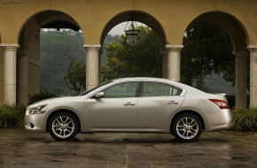 2010 Nissan Maxima