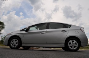 2010 Toyota Prius Review