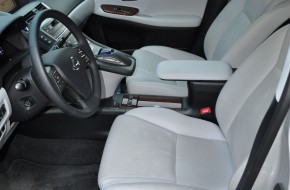 2010 Lexus HS 250h Review