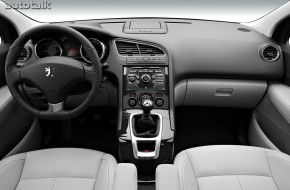 2010 Peugeot 5008