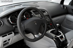 2010 Peugeot 5008