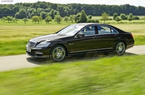 2011 Mercedes-Benz S63 AMG