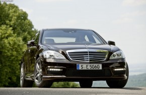 2011 Mercedes-Benz S63 AMG