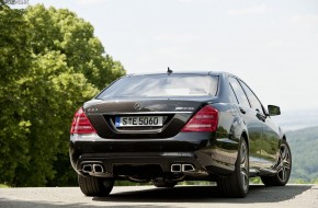 2011 Mercedes-Benz S63 AMG