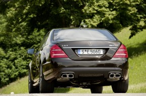 2011 Mercedes-Benz S63 AMG