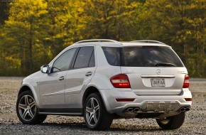 2009 Mercedes-Benz ML63 AMG