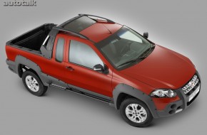 2010 Fiat Strada Adventure Locker