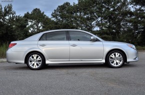 2011 Toyota Avalon Review