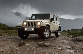 2011 Jeep Wrangler Sahara and Wrangler Unlimited Sahara