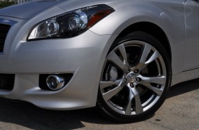 2011 Infiniti M37 Review