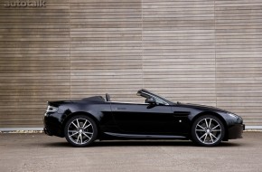 2011 Aston Martin V8 Vantage N420 Roadster