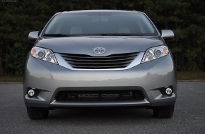 2011 Toyota Sienna Review