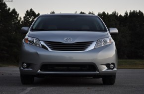 2011 Toyota Sienna Review