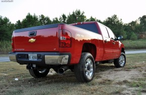 2011 Chevrolet Silverado 2500HD Review