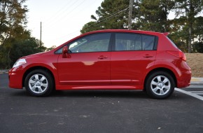 2011 Nissan Versa Review