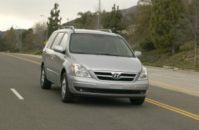 2007 Hyundai Entourage