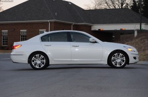 2011 Hyundai Genesis Sedan Review