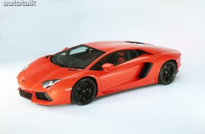 2012 Lamborghini Aventador LP700-4