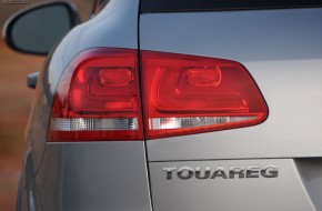 2011 Volkswagen Touareg Review