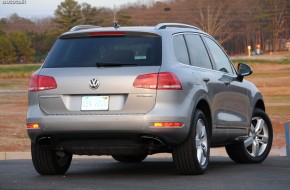 2011 Volkswagen Touareg Review